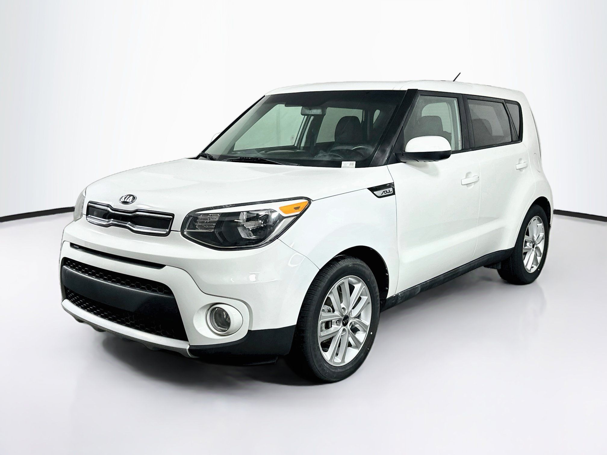 Used 2019 Kia Soul + FWD image 3