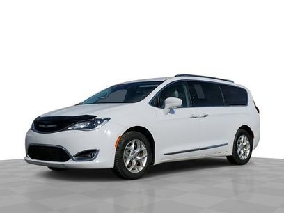 Used 2018 Chrysler Pacifica Touring-L Plus