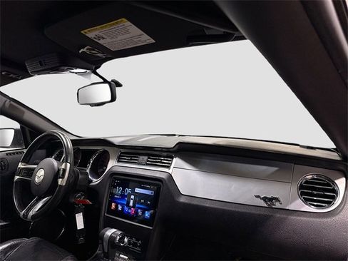 Used 2011 Ford Mustang Premium w/ 201A Rapid Spec Order Code image 26