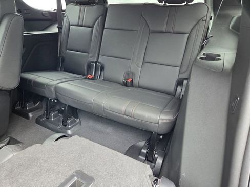 Used 2022 Chevrolet Tahoe RST w/ Luxury Package image 12