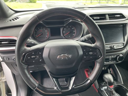 Used 2023 Chevrolet TrailBlazer RS w/ Convenience Package AWD/4WD image 10