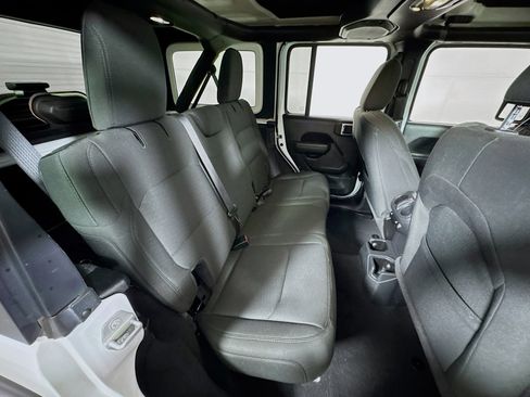 Used 2021 Jeep Wrangler Unlimited Sport AWD/4WD image 24