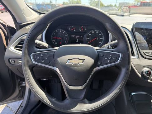 Certified 2022 Chevrolet Malibu LT FWD image 28
