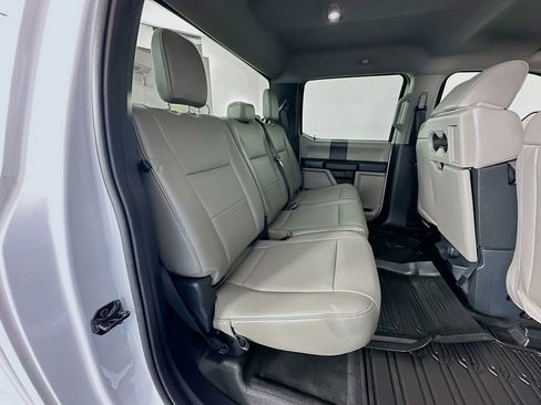 Used 2022 Ford F250 XL w/ Power Equipment Group image 25