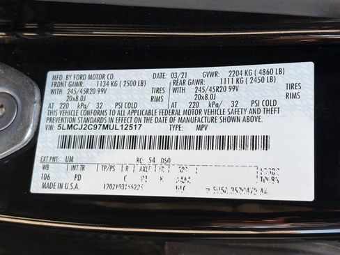 Used 2021 Lincoln Corsair Reserve w/ Equipment Group 201A image 28