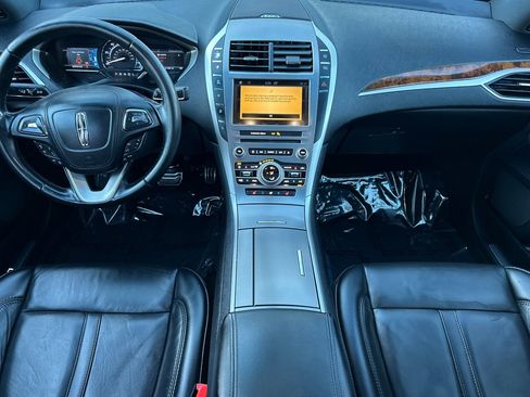 Used 2019 Lincoln MKZ Reserve w/ Reserve Plus Package image 12
