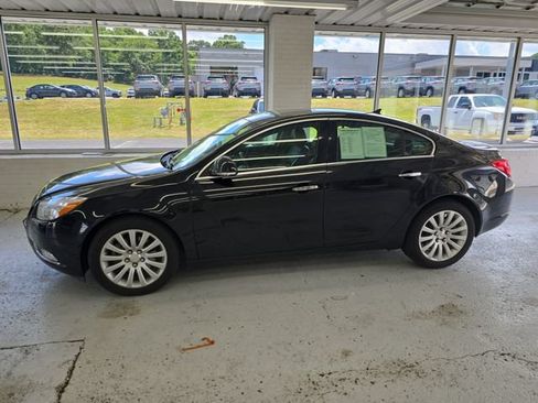 Used 2013 Buick Regal Premium FWD image 2