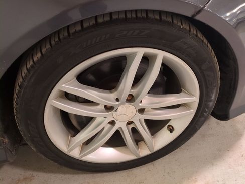 Used 2013 Mercedes-Benz C 300 4MATIC Sedan image 2