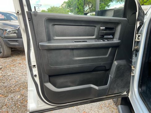 Used 2020 RAM 3500 Tradesman image 11