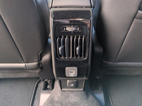 New 2026 Jeep Compass Limited image 21