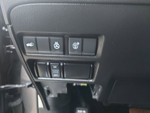 Used 2024 INFINITI QX80 Luxe RWD image 18