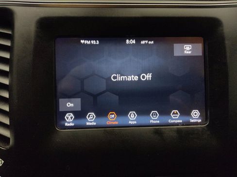 Used 2019 Jeep Cherokee Latitude w/ Popular Appearance Group FWD image 25