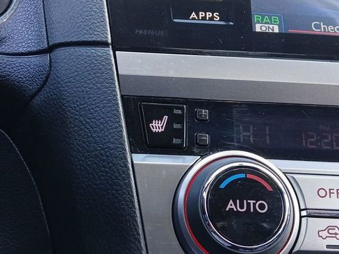 Used 2017 Subaru Legacy 2.5i Limited image 16