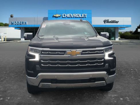 Used 2024 Chevrolet Silverado 1500 LTZ w/ Technology Package AWD/4WD image 8