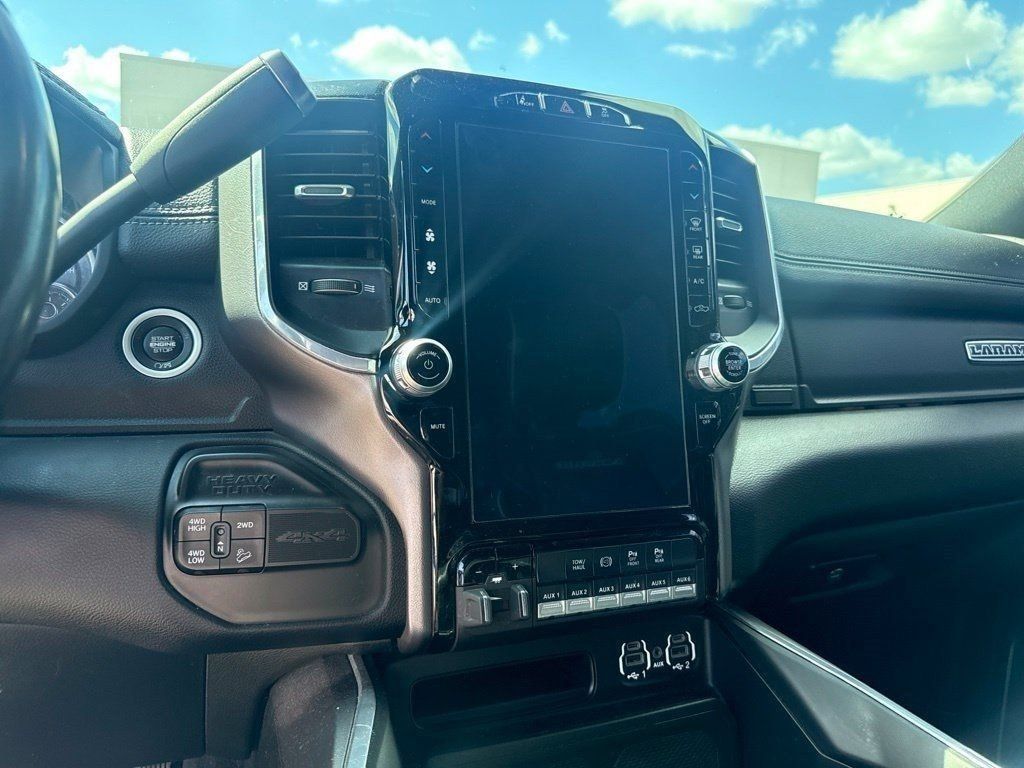 Used 2022 RAM 2500 Laramie AWD/4WD image 10