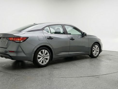Used 2025 Nissan Sentra S FWD image 9