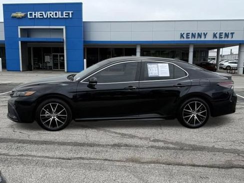 Used 2024 Toyota Camry SE FWD image 25