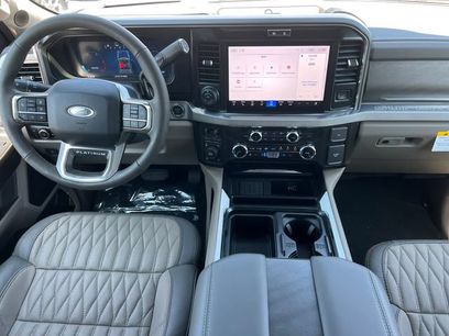 New 2026 Ford F350 Platinum w/ Platinum Plus Package