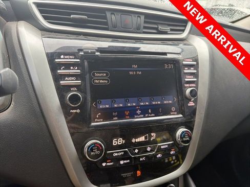 Used 2020 Nissan Murano S w/ Technology Package image 11
