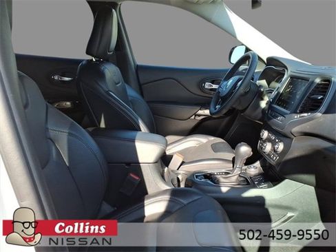 Used 2023 Jeep Cherokee Altitude Lux image 13