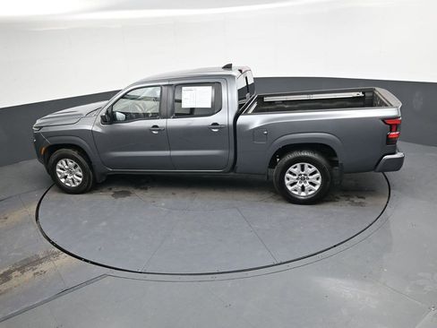 Used 2024 Nissan Frontier SV w/ Technology Package image 29