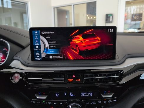 Certified 2026 Acura MDX w/ Technology Package image 32