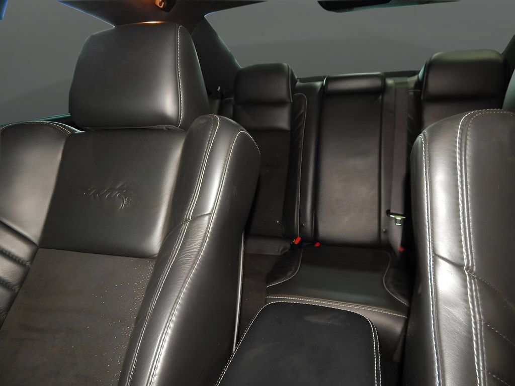 Used 2022 Dodge Charger SRT Hellcat w/ Carbon/Suede Interior Package RWD image 26