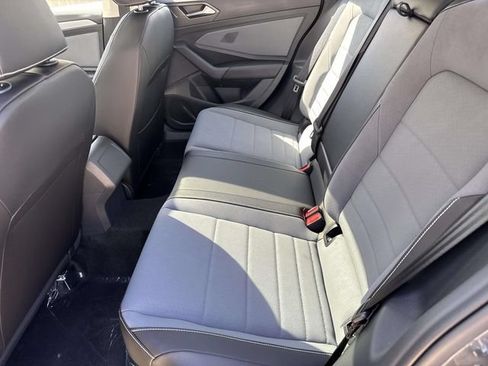 New 2026 Volkswagen Jetta SE FWD image 13
