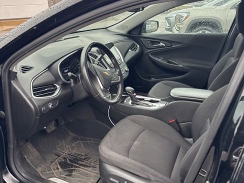 Used 2022 Chevrolet Malibu RS image 5
