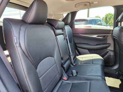 Used 2024 INFINITI QX50 Luxe AWD/4WD image 15