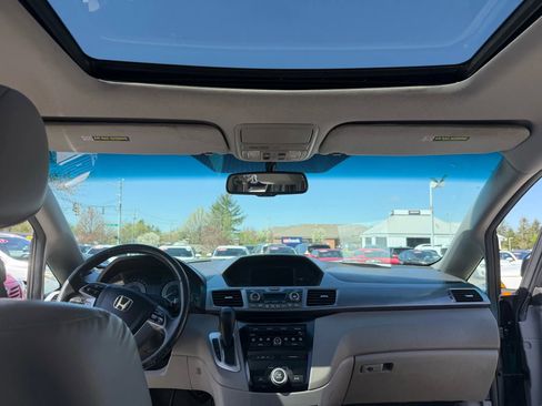 Used 2011 Honda Odyssey EX-L image 11