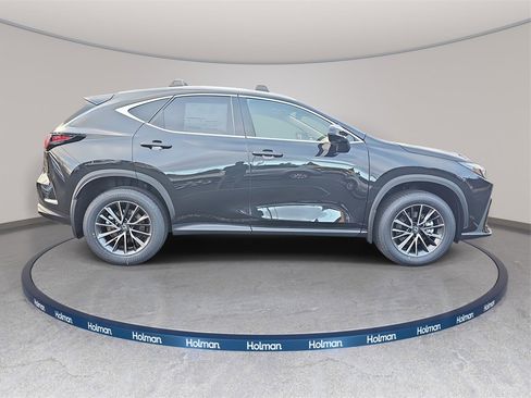 New 2026 Lexus NX 350h AWD w/ Premium Package image 4