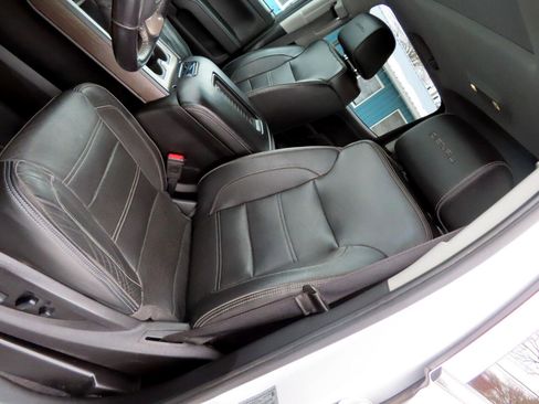 Used 2019 GMC Sierra 3500 Denali w/ Duramax Plus Package image 24