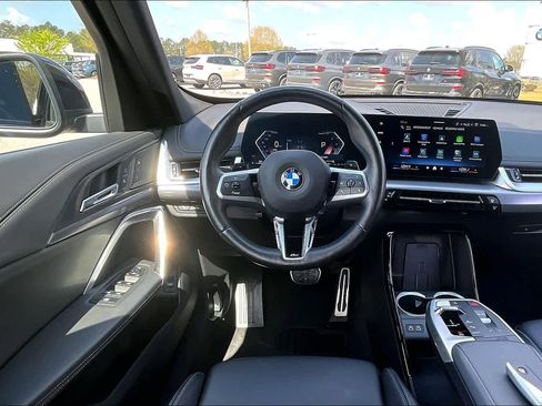 Used 2025 BMW X1 xDrive28i w/ M Sport Package image 5
