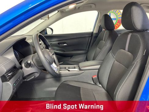 Used 2025 Nissan Sentra SV FWD image 11