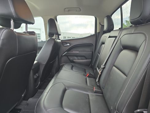 Used 2022 Chevrolet Colorado ZR2 AWD/4WD image 15
