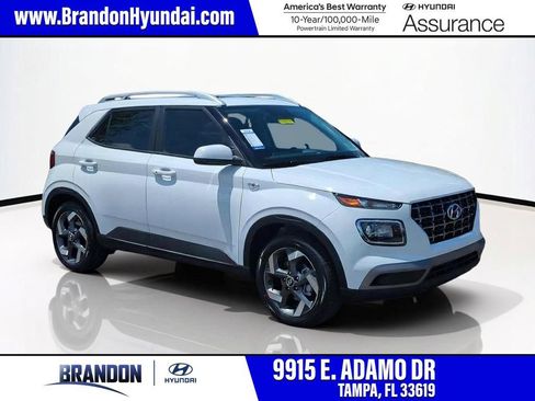 New 2026 Hyundai Venue SEL FWD image 1
