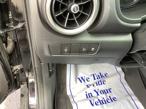 Used 2023 Hyundai Kona SEL w/ Convenience Package image 14