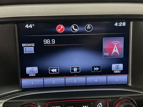 Used 2015 GMC Sierra 1500 SLE w/ SLE Value Package image 19