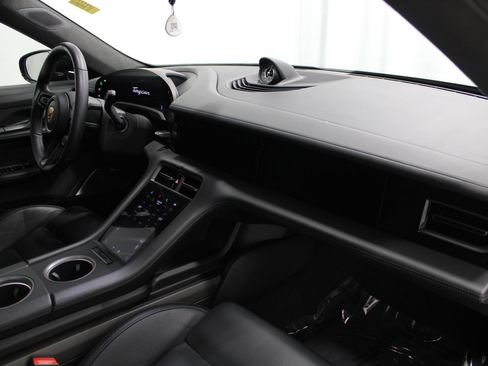 Used 2020 Porsche Taycan Turbo S AWD/4WD image 27