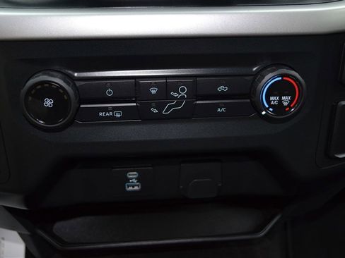 Used 2022 Ford F150 XLT image 22