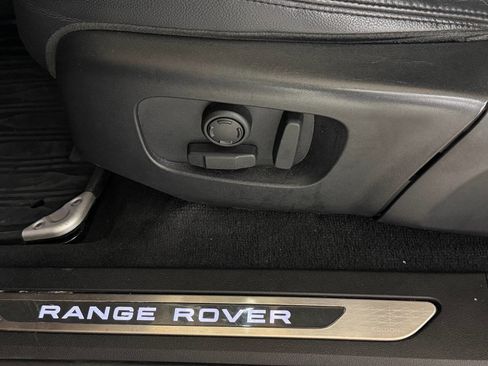 Used 2020 Land Rover Range Rover Evoque First Edition image 40