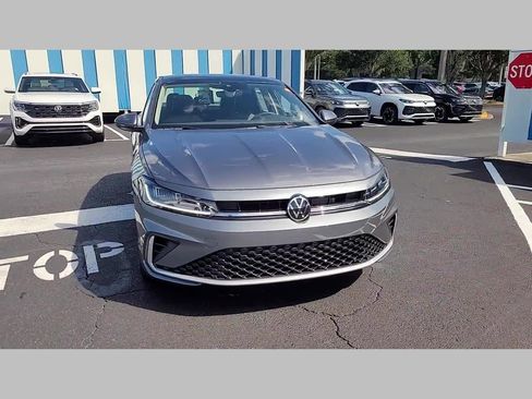New 2026 Volkswagen Jetta SE image 30