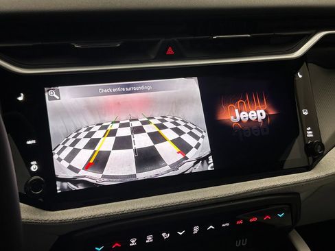 New 2026 Jeep Cherokee Laredo AWD/4WD image 21