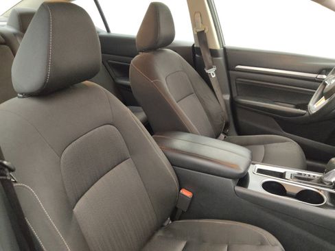Used 2021 Nissan Altima 2.5 SV FWD image 21