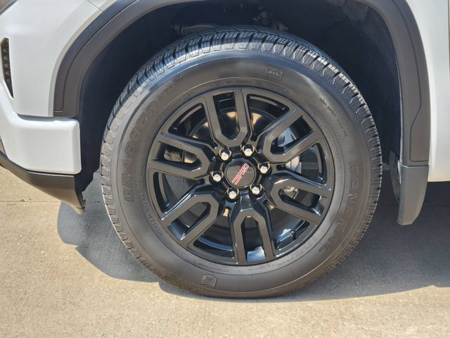 Used 2026 GMC Sierra 1500 Elevation w/ Elevation Premium Package RWD image 10