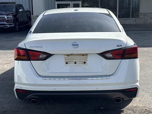 Used 2021 Nissan Altima 2.5 SR w/ SR Premium Package image 5