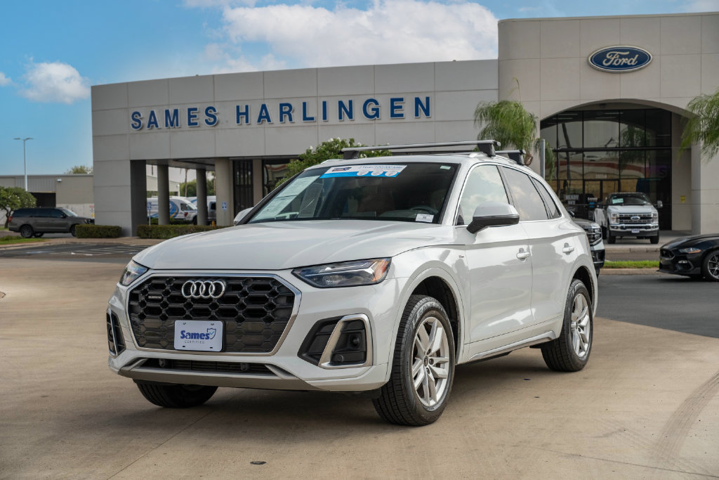 Used 2023 Audi Q5 2.0T Premium w/ Convenience Package AWD/4WD image 1
