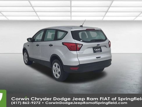 Used 2019 Ford Escape S image 11
