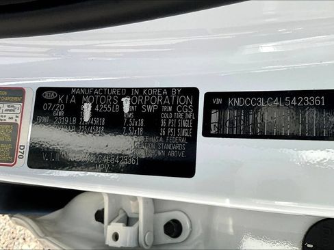 Used 2020 Kia Niro Touring FWD image 18
